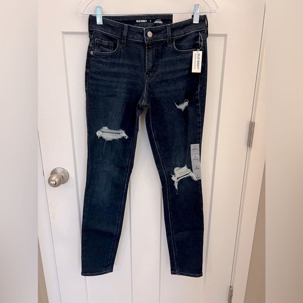 Mid-Rise Rockstar Super Skinny Jeans - NWT